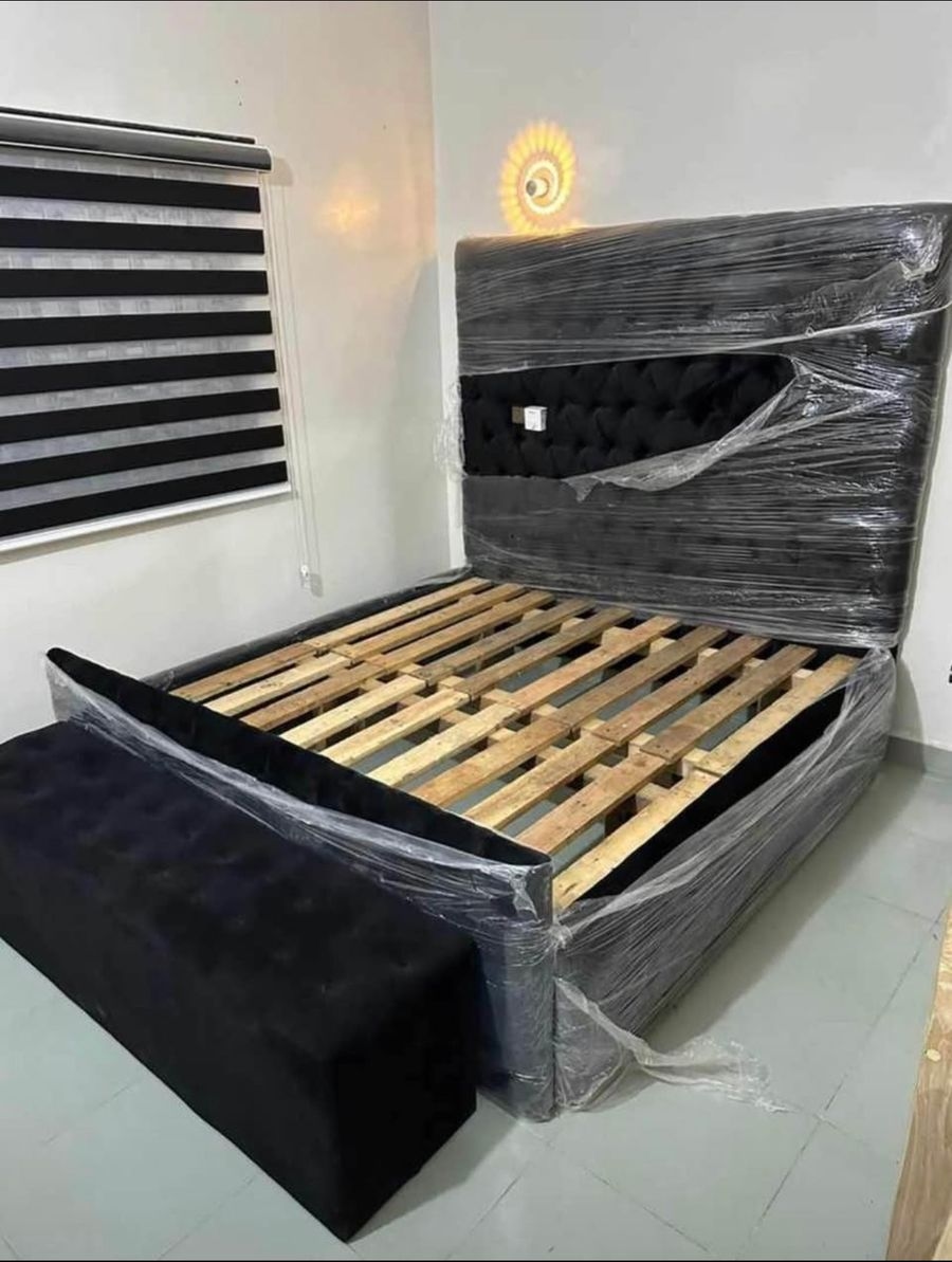 Lit Design en Bois Massif : Redécouvrez le Plaisir d'un Sommeil Réparateur - miniature 16